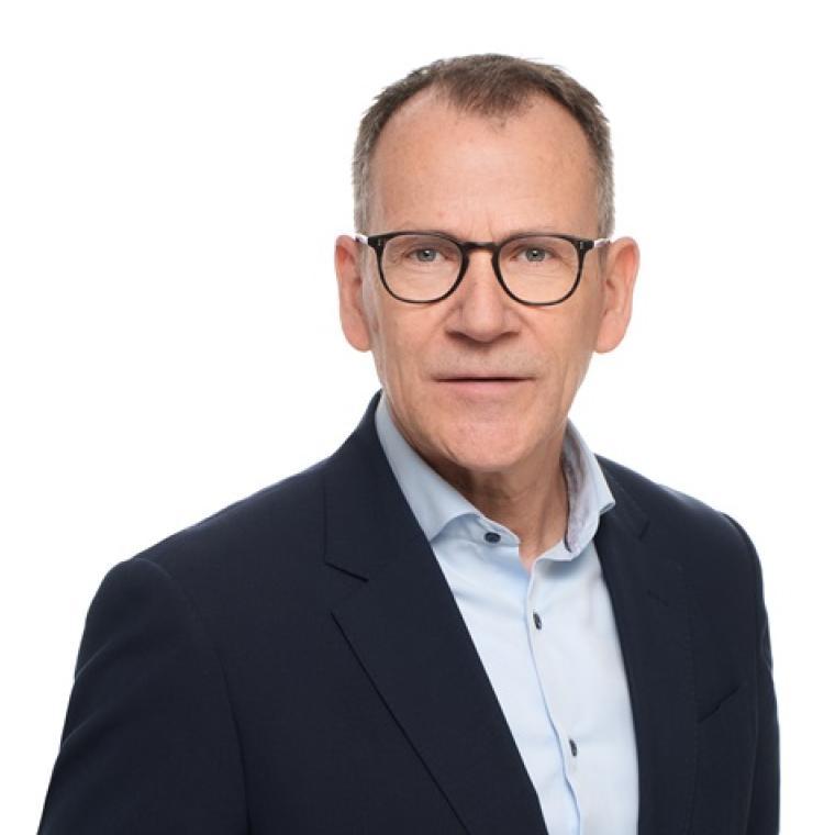 Photo of Klaus  Weber