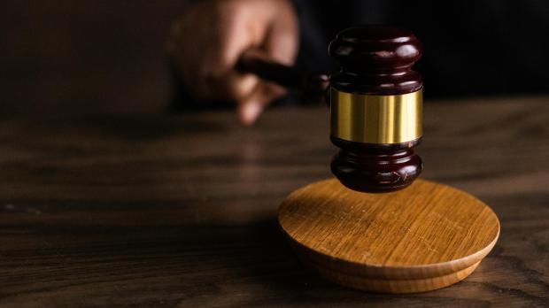 Law gavel