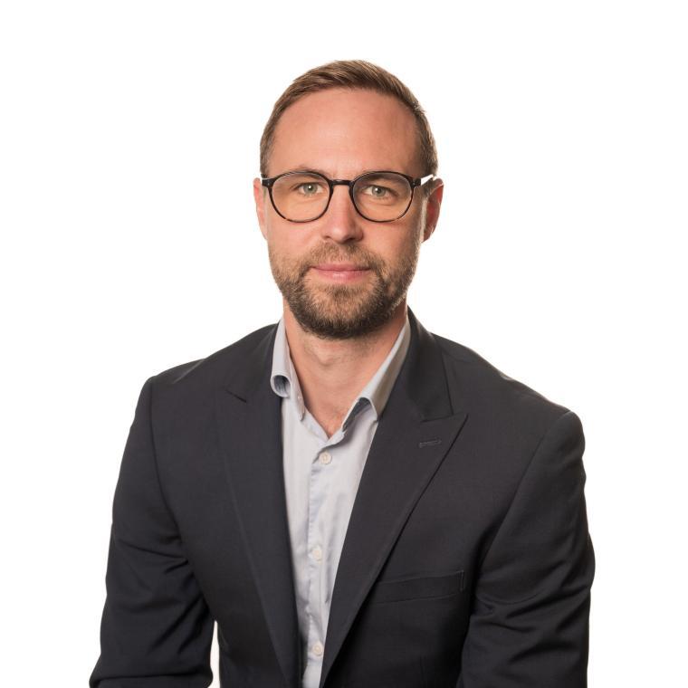 Photo of Oliver Richards