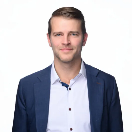Brendan Keating Headshot